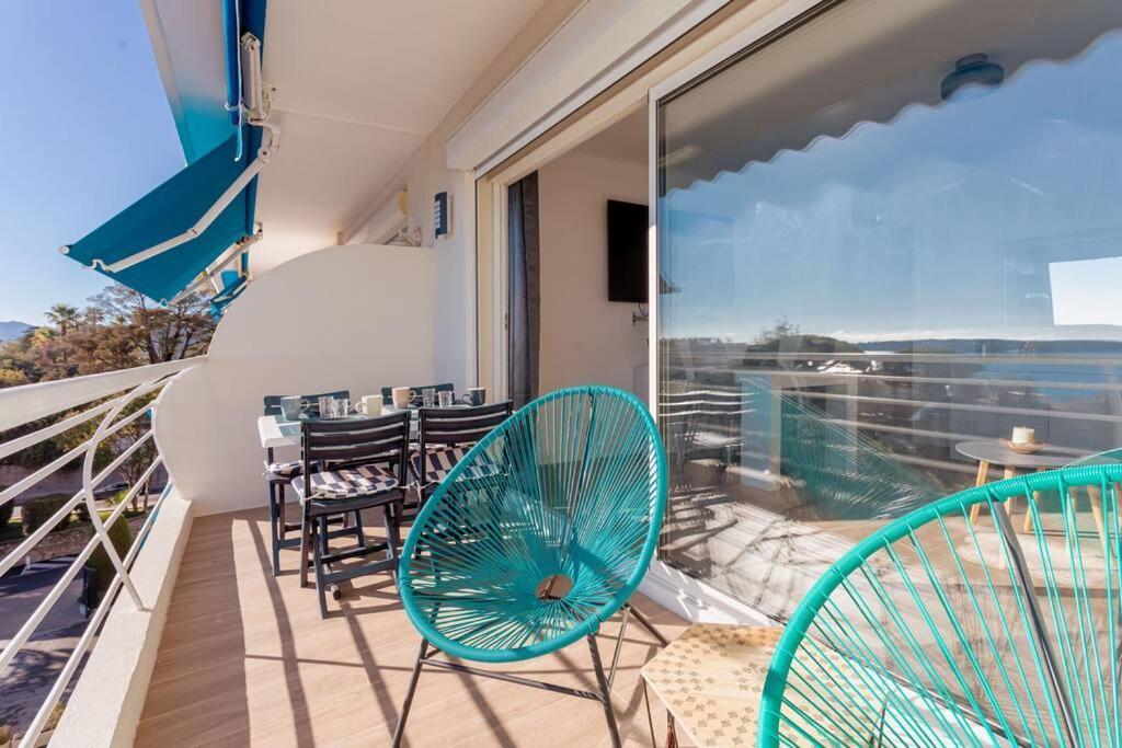 Apartment With Panoramic Sea View, Walk To The Beach - Marechal Juin By Halldis Канны Экстерьер фото
