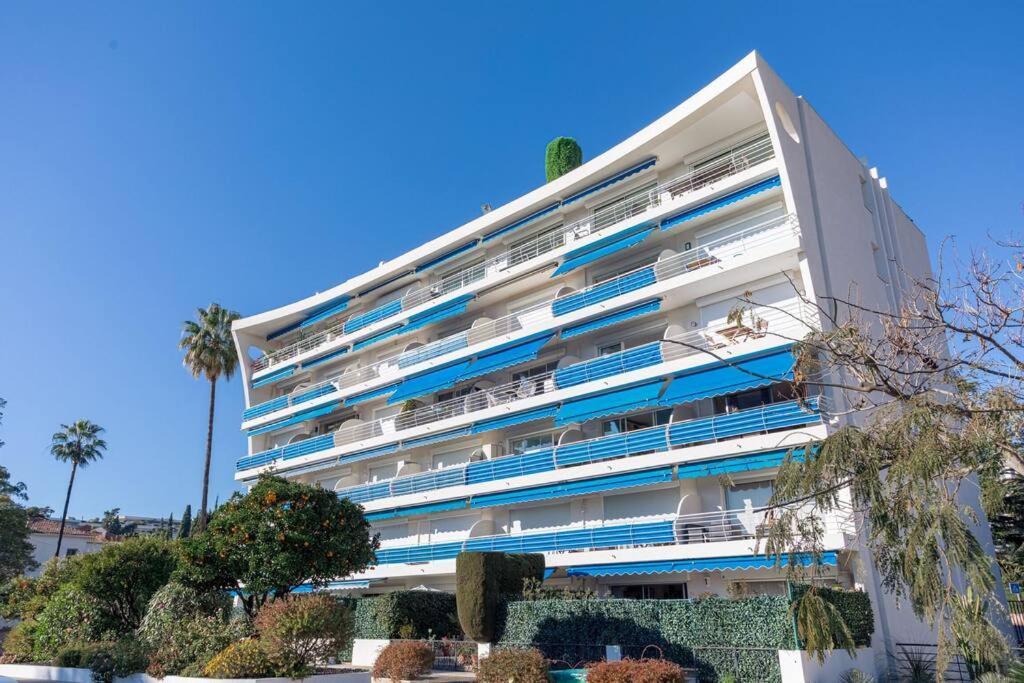 Apartment With Panoramic Sea View, Walk To The Beach - Marechal Juin By Halldis Канны Экстерьер фото